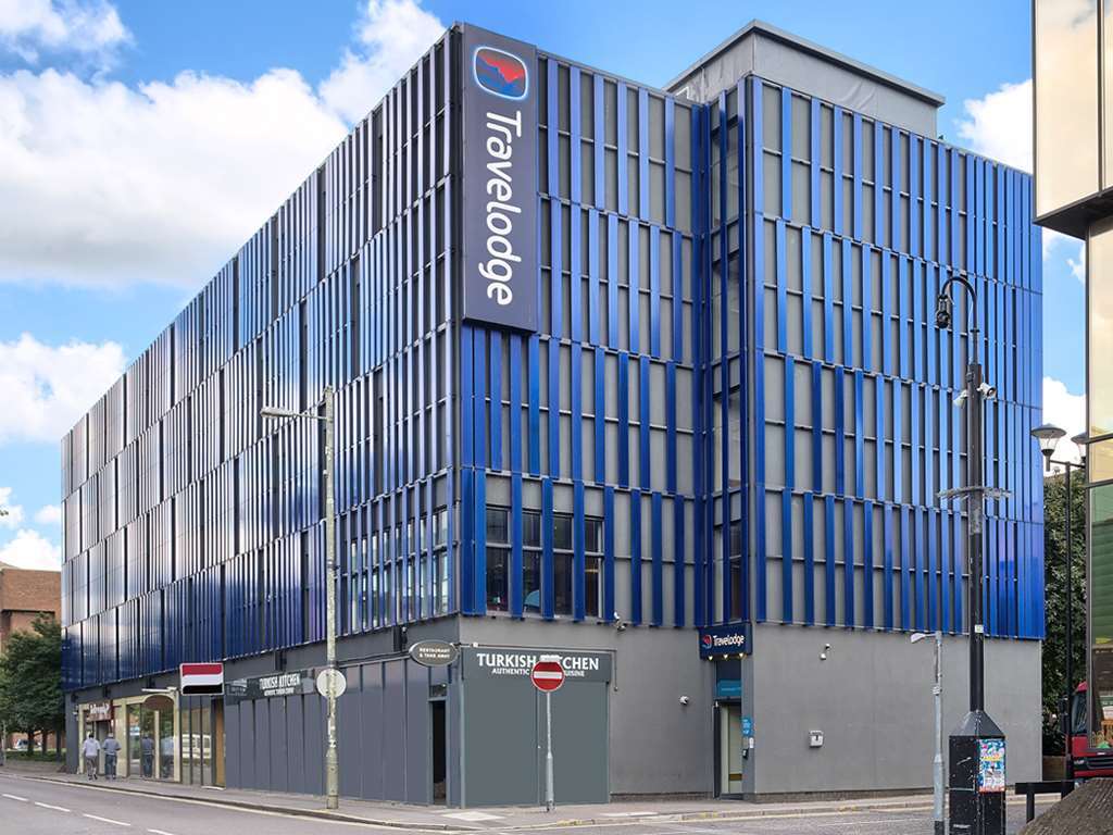 Travelodge Peterborough Central Exterior photo